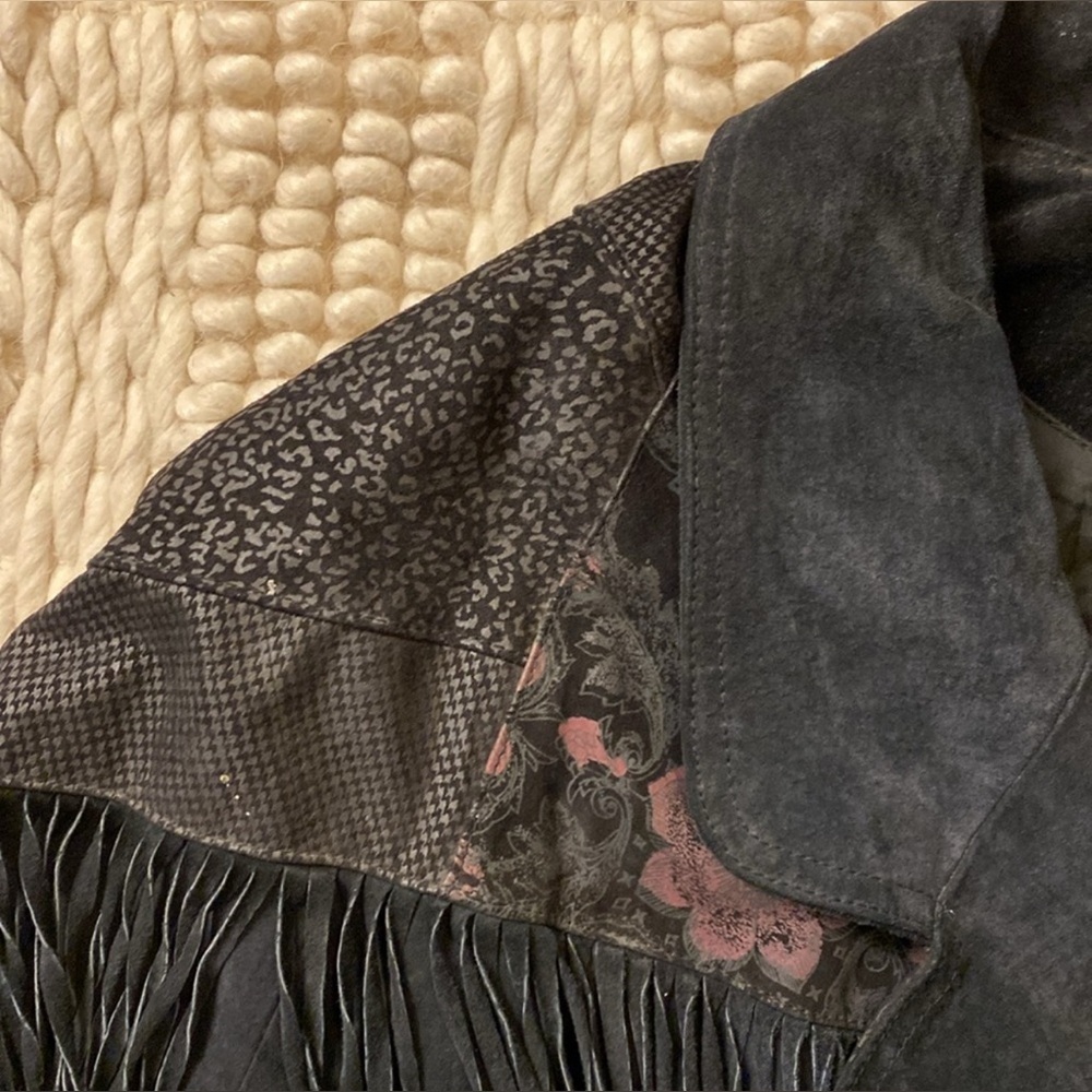 Vintage Cosa Nova Black Suede Leather Fringe Bomber Coat with Floral Print M L - Picture 3 of 12
